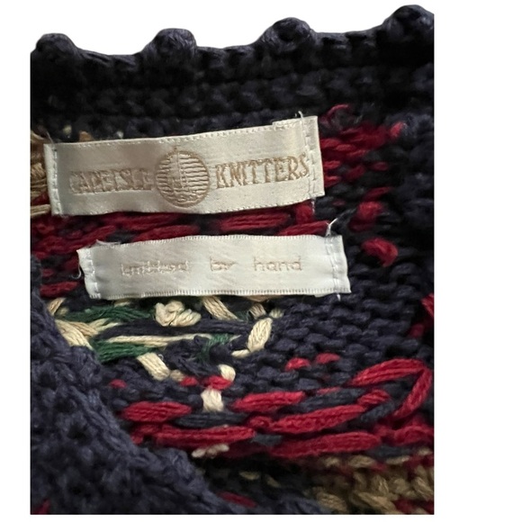 Vintage Cape Isle Chunky hand knitted gorgeous women’s sweater. Size large. - Picture 11 of 13